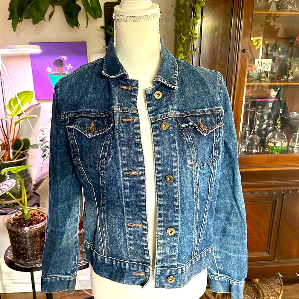 Women’s Gap denim jacket